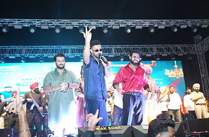 Carry on Jatta - 4 Star Cast Visit