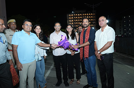 Carry on Jatta - 4 Star Cast Visit